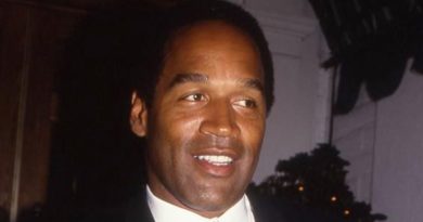 Alex Jones blames O.J.'s death on 'completely made up' conspiracy theory