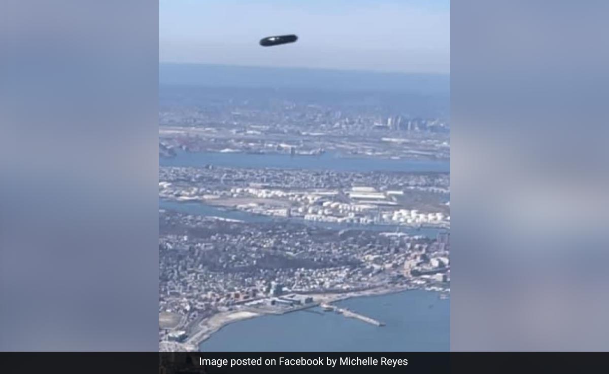 Is It A Bird? Is It A UFO? US Woman Films 'Flying Cylinder' From Plane Window