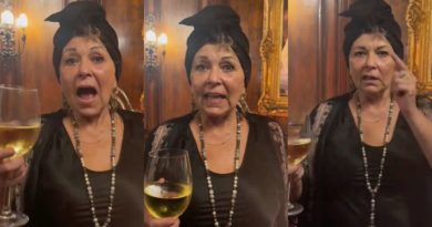 Roseanne Goes Full QAnon in Deranged Rant About ‘Baby Blood-Drinking’ Democrats At Trump’s Mar-a-Lago Party For Kari Lake