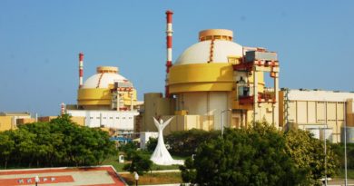 Zig-zagging UFO spotted hovering above a nuclear power plant