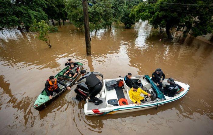 Floods in Brazil spark conspiracy theories over the cause, including toxic jet vapor trails and antennas in Alaska