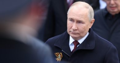 West ‘trying to distort’ history of WW2 – Putin