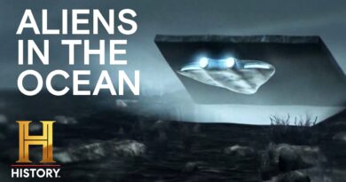 Ancient Aliens: TOP 3 DEEP SEA UFO MYSTERIES