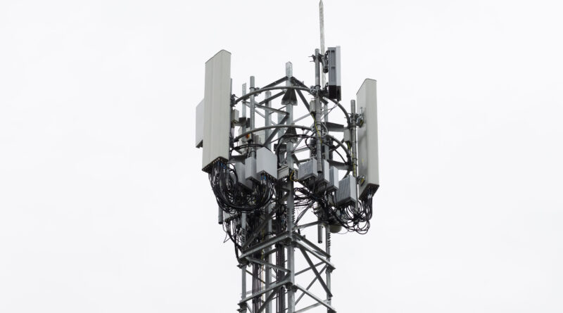 UK cell towers torched amid bogus conspiracy theories that link 5G with coronavirus