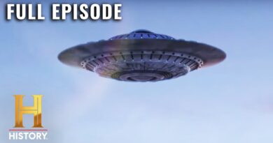 The Universe: UFOs Caught Visiting Earth (S6, E6) | Full Episode