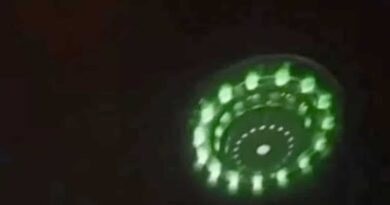 Watch: Green-coloured UFO spotted flying over Iran. TikTokers share video, ask 'aliens headed to Earth?'