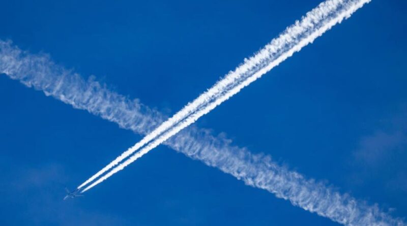 This bill bans chemtrails, but do they even exist?