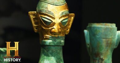 Ancient Aliens: Impossible Artifacts Possess a Galactic Connection (S16)