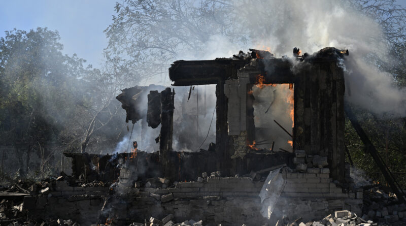 Russian salients threaten Ukrainian forces with encirclement near Pokrovsk