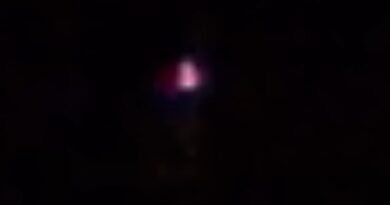 Utah resident shocked after capturing eerie footage of flashing UFO