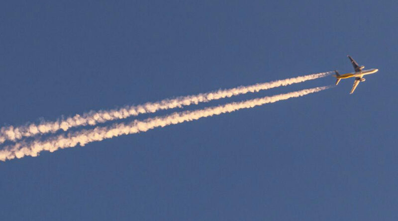 Amid hurricanes, the chemtrail conspiracy theory has its moment in the sun