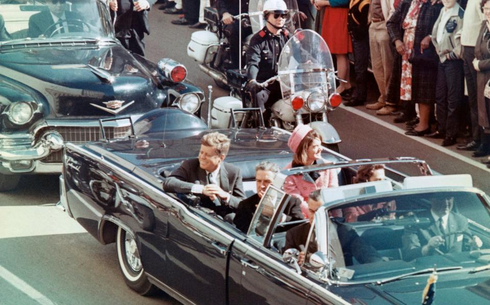 John F Kennedy and Jacqueline Kennedy minutes before assassination