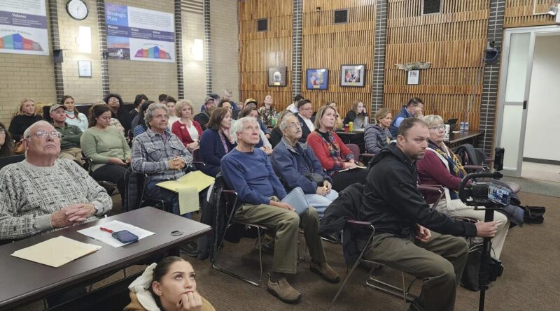 U.S. towns plunge into debates about fluoride in water