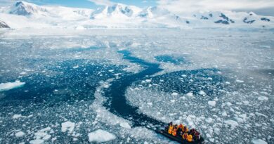 Flat Earther Expedition to Antartica Bolsters Case That Our Planet Is Round