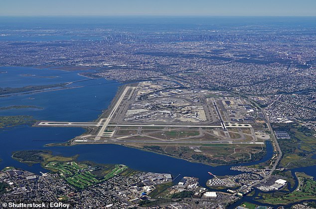 The traveler recorded the video above Brookville Blvd in Queens, New York, right next to JFK airport