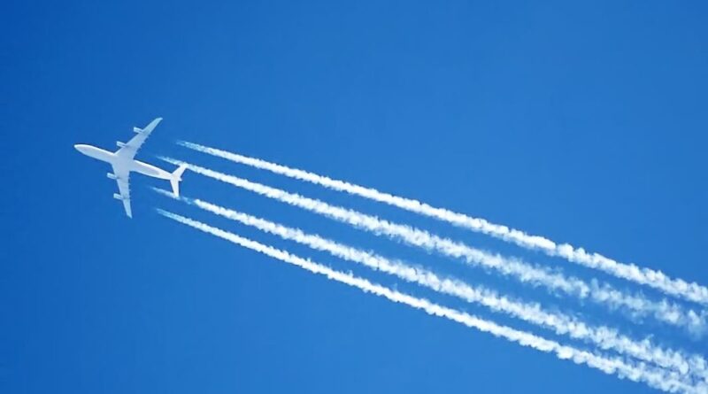 Weather expert explains why ‘chemtrail’ conspiracies are too far-fetched for science