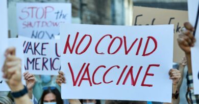 HHS scrapping COVID jab recommendations for pregnant moms and kids: Report